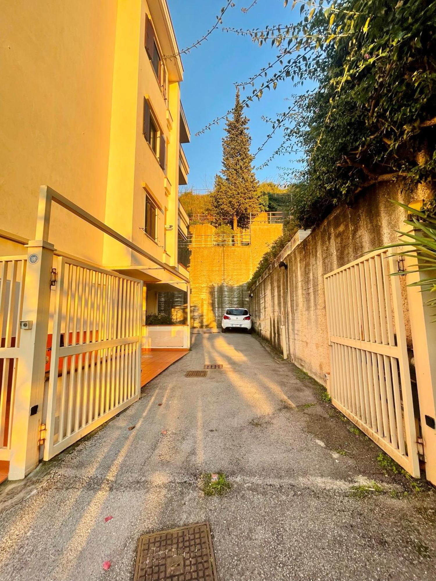 Donna Filomena Casa Vacanza Park Bougainville Salerno Zewnętrze zdjęcie